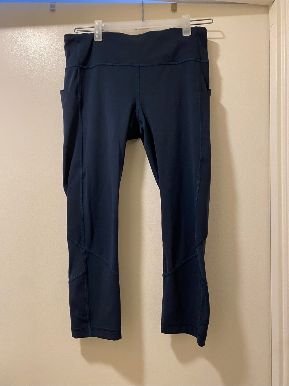 Authentic Lululemon Navy Leggings Women’s Size 8